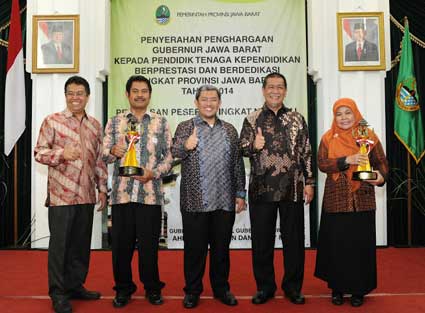  H. Supyanto,S.Pd, M.Pd Kepsek Teladan Jabar