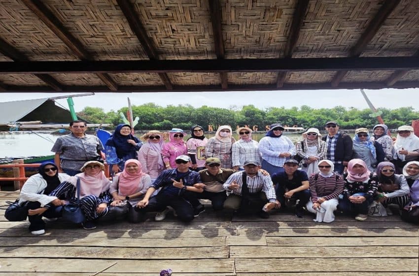  Akar Mangrove Karangson, Pengakar Harapan dari Pesisir Utara Indramayu